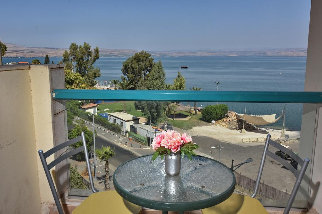 The Kings Towers Hotel Tiberias Exterior photo